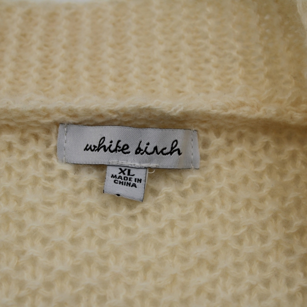 White Birch Cardigan Sweater – Women’s Loose Knit – Tan/Cream/Brown – Pockets - Picture 4 of 5